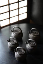 Load image into Gallery viewer, "Yun Po kettle" to everyone. There are two styles with capacities of 550ml and 750ml.