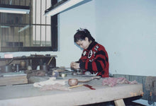 Load image into Gallery viewer, Recommendation of a Treasure in Tongxin She Teahouse: Gu Ting's "Gourde-shaped Teapot", a Shining Pearl in the World of Purple Sand Art