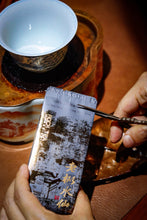Load image into Gallery viewer, 2020 Wuyi Rock Tea "Yu Hua Dong Lao Cong Shui Xian"