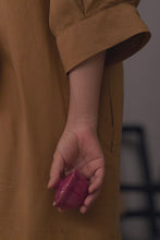 Load image into Gallery viewer, Jingdezhen Handmade Rouge Red Small Flapped Bowl