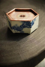 Load image into Gallery viewer, The Exquisite Supporting Role in the World of Ancient Rhyme and Tea Aroma - The Beauty of Tea Mat orchid Hu Cheng/pine Hu Cheng