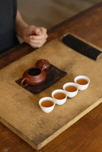 Load image into Gallery viewer, Tongxinshe Teahouse is proud to present a masterpiece — the 2025 "China Tea Cup" Gold Award-winning Rougui.状元🥇