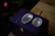 Load image into Gallery viewer, 9999 sterling silver Hung Kee Treasure handmade tea drain, tea basket and tea needle set.