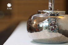 Load image into Gallery viewer, "Dragon Totem Pure Silver Kettle" handmade by Li Xiaobai, inheritor of intangible cultural heritage