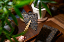 Load image into Gallery viewer, 2008 Custom‑Made Gong Ting Ripe Puer Brick Aged in Shenzhen Dry Warehouse — Mellow & Peaceful Tea Forged by Years Produced by Tongxin‑She Teahouse|Full Brick: 2 kg