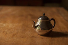 Load image into Gallery viewer, 9999 Pure Silver Handmade 'Si Ting' Teapot