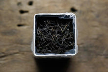 Load image into Gallery viewer, Guangdong Oolong Tea Phoenix Dancong "Brothers Tea"/兄弟仔。