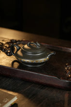 Load image into Gallery viewer, "The 'Xiaoqing' Purple Clay Teapot Handmade by Tang Xuanwu: The Integration of Tradition and Poetry"
