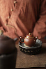 Load image into Gallery viewer, "Black Glazed and Gold-traced Tripod Tea Saucer: An Exquisite Choice on the Tea Table"