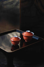 Load image into Gallery viewer, Tongxin Tea House | Appreciation of Jingdezhen's Handmade Coral Red Gaiwan