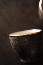 Load image into Gallery viewer, Tongxin She Teahouse | "Kongji" Master Cup: A Vessel of Rusticity, A Bearer of Time's Tea