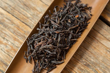 Load image into Gallery viewer, Guangdong Oolong Tea Phoenix Dancong “Wu Dong Ju Duo Zai”乌岽锯朵仔