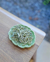 Load image into Gallery viewer, 2024 Fuding White Tea "Taimu Mountain Carbon Roasted Bai Hao Yin Zhen"