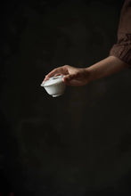 Load image into Gallery viewer, This is the first gaiwan for beginners.