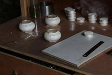 Load image into Gallery viewer, Tongxin She Teahouse | Pure Silver Teapot from Hongji Treasures of a Century-old Brand, Showcasing the Beauty of Exquisite Tea Ware