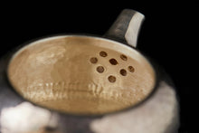 Load image into Gallery viewer, a "9999 mini gourd teapot" using silver as the medium. Capacity: about 65ml。