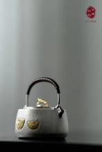 Load image into Gallery viewer, Collection grade unicorn gold ingot sterling silver pot/麒麟银壶