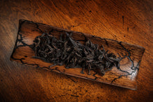 Load image into Gallery viewer, 2024 Wuyi Mountain Rock Tea - Su Xin Lan: The Elegant and Graceful Charm within the Rock-Bone and Floral Fragrance