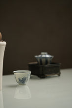 Load image into Gallery viewer, Tongxinshe Teahouse Collection: Blue and White Sanjing Indigo Silver-Rimmed Master Cup — A Private Tea Realm Only for You