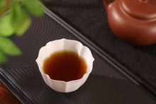 Load image into Gallery viewer, Tongxinshe Teahouse Collection Recommendation: Dayi 2003 Flower Label Panda Tuocha – A Time-Honored Impression of Menghai Old Tea