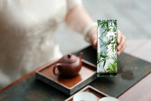 Load image into Gallery viewer, Tongxin She Collection · Bamboo Shadow (Zhu Ying): Aged Narcissus from Zhengyan after 11 Years