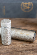 Load image into Gallery viewer, Tongxinshe Teahouse Launches Custom Pure Titanium Thermos Cups - Limited Offer with Peach-Scented Da Hong Pao Gift