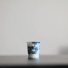Load image into Gallery viewer, Tongxinshe Elegant Wares · Hand-Painted Blue and White Bamboo & Rock Kung Fu Tea Set from Jingdezhen 景德镇手绘青花竹石功夫茶组