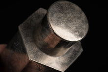 Load image into Gallery viewer, Tongxin She Teahouse Recommends: "Shuying" Ancient Tin Hexagonal Tea Caddy – Preserving Tea Aroma for 3,000 Years锡罐