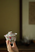 Load image into Gallery viewer, Pastel hand-painted "peach gaiwan"