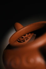 Load image into Gallery viewer, Wang Yajun's Antique-Inspired Ruyi Zhu Clay Purple Sand Teapot (150cc)