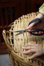 Load image into Gallery viewer, Tongxin She Teahouse | Tasting and Sharing of the 1994 Old Liubao Tea: The Warmth and Charm Precipitated by Time