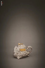 Load image into Gallery viewer, Small pot for attracting wealth and treasure