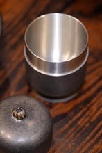 Load image into Gallery viewer, Tongxin She Teahouse: Encountering the Ancient Charm and Tea Aroma of JIELAN Tea Tin