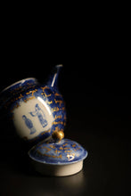 Load image into Gallery viewer, Tongxinshe Teahouse | Mid-Autumn Limited "May We Live Long" Tea Set Gift Box: When Song Ci Meets Indigo Dyeing and Blue-and-White Porcelain