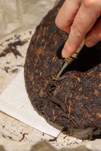 Load image into Gallery viewer, "2005 Yi Chang Hao Treasure Puer Sheng Tea"