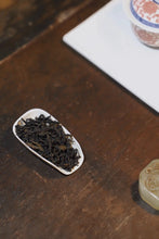 Load image into Gallery viewer, Ma Tou Yan Mei Zhan: A Distinctive Allure Amidst the Rocky Essence and Floral Aroma