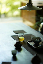 Load image into Gallery viewer, Glass Gong Dao Bei/3 options.