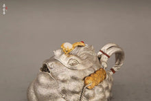 Load image into Gallery viewer, Small pot for attracting wealth and treasure