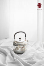 Load image into Gallery viewer, Centennial workshop Hongji treasure pure handmade “喜上眉梢/ Happy Eyebrows Pure Silver Pot”