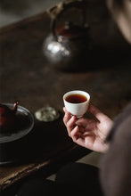 Load image into Gallery viewer, Aged Fragrance, Craftsmanship Legacy: Tasting of Tongxinshe Teahouse's 90s Vintage Imperial Pu'er Ripe Tea