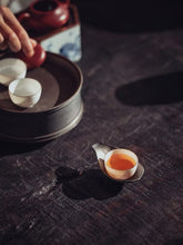 Load image into Gallery viewer, "Tongxin She Teahouse's Caolan Zhilanwang Dancong Tea"