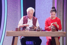 Load image into Gallery viewer, Recommendation of a Treasure in Tongxin She Teahouse: Gu Ting's "Gourde-shaped Teapot", a Shining Pearl in the World of Purple Sand Art