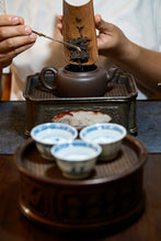 Load image into Gallery viewer, Aged Charm Nurtured in Storage, Premium Tea from Bulang—— 2007 Du Qiongzhi Signed Bulang Impression Ripe Pu'er Collected by Tongxin Teahouse