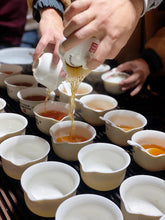 Load image into Gallery viewer, Wuyi Mountain Rock Tea King Competition winner "Second place Dahongpao, Shui Xian"