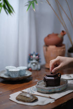 Load image into Gallery viewer, 1975 Yiwu wild tree old raw Pu'er