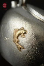 Load image into Gallery viewer, 9999 Silver pot among fish and lotus leaves(鱼戏莲叶间纯银烧水壶)