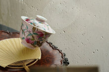 Load image into Gallery viewer, Pastel hand-painted "peach gaiwan"