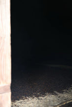 Load image into Gallery viewer, Smoke Penetrates the Leaf, Longan Sweetness Lingers Tongxin She’s 2023 Tongmuguan Smoked Lapsang Souchong Four Years of Aging, Returning to the Origin of Black Tea烟熏小种/YAn XUN XIAO ZHONG