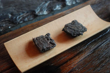 Load image into Gallery viewer, Wuyi Rock Tea Brick: Niu Lan Keng Rou Gui