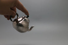 Load image into Gallery viewer, 9999 Pure Silver Handmade 'Si Ting' Teapot